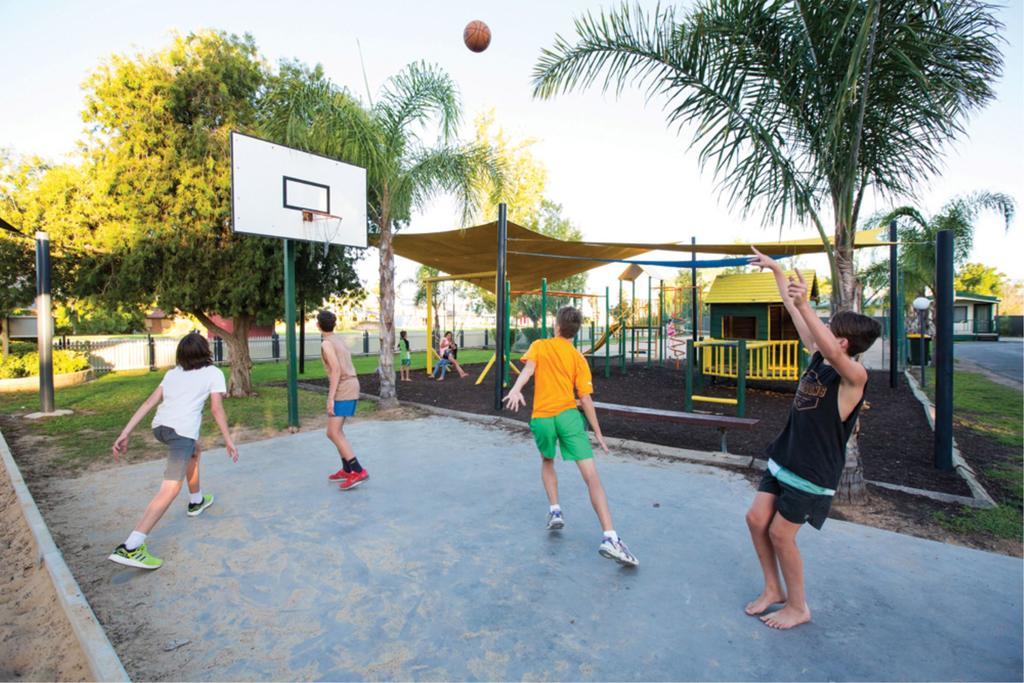 All Seasons Mildura Holiday Park Exterior photo